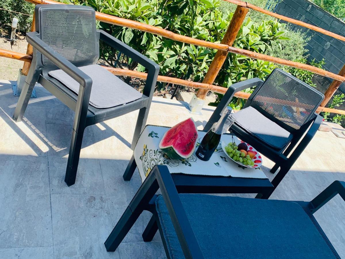 Villetta La Pietra Taormina Exteriör bild